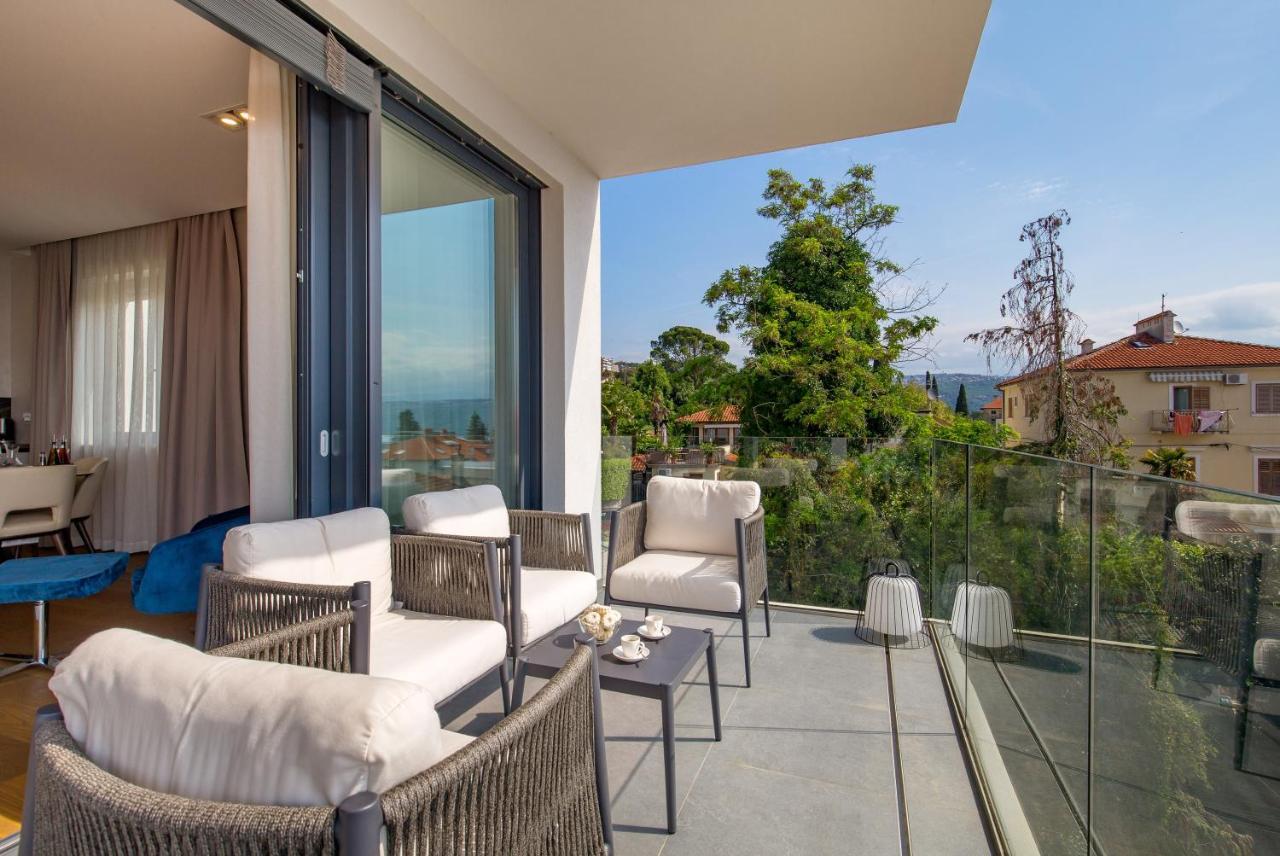 Luxury Iris Adriatica ***** *